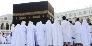 Guidelines for Women Performing Umrah: What You Need to Know 