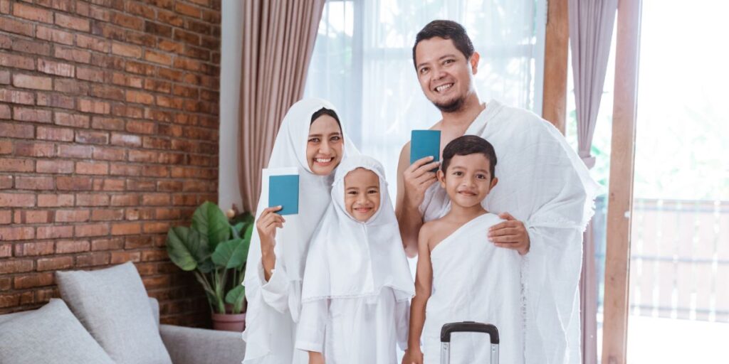 Top Essential Items to Pack for Hajj Pilgrimage