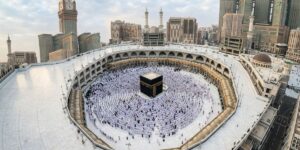 Muslims Take Rounds of the Kaaba in Hajj & Umrah
